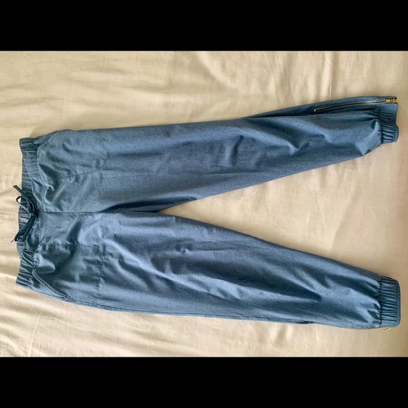 Albion Light Chambray Jetsetters Medium - Picture 2 of 5